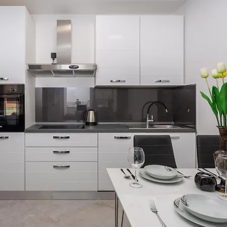 1 Bedroom Cozy In * Novi Vinodolski