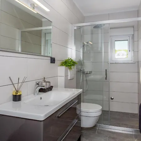 1 Bedroom Cozy In Apartamento *